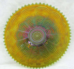 Nippon 9" plate with Basketweave exterior, green