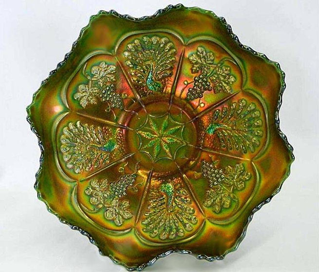 Peacock and Grape ruffled bowl, green