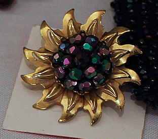 Brooch contemporary