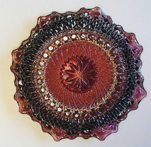 Chunky ruffled bowl in amethyst