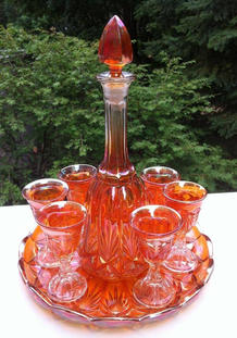 Star and Fan Liquor Set