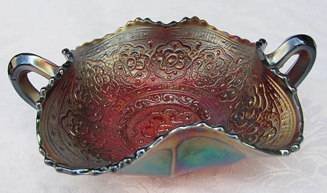 Persian Medalion bonbon, red