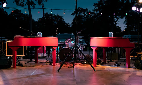 Duelling Pianos.jpeg