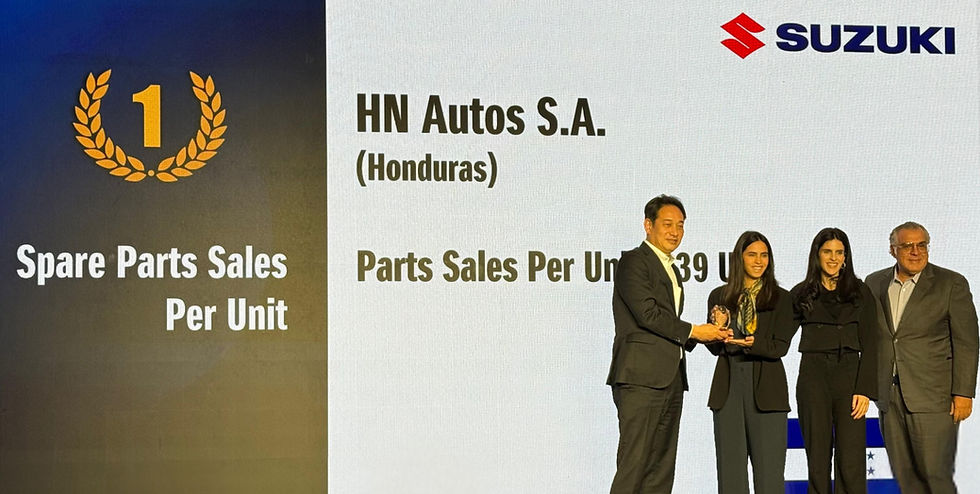 Premio a HN AUTOS S.A por ventas de repuestos en conferencia regional.
