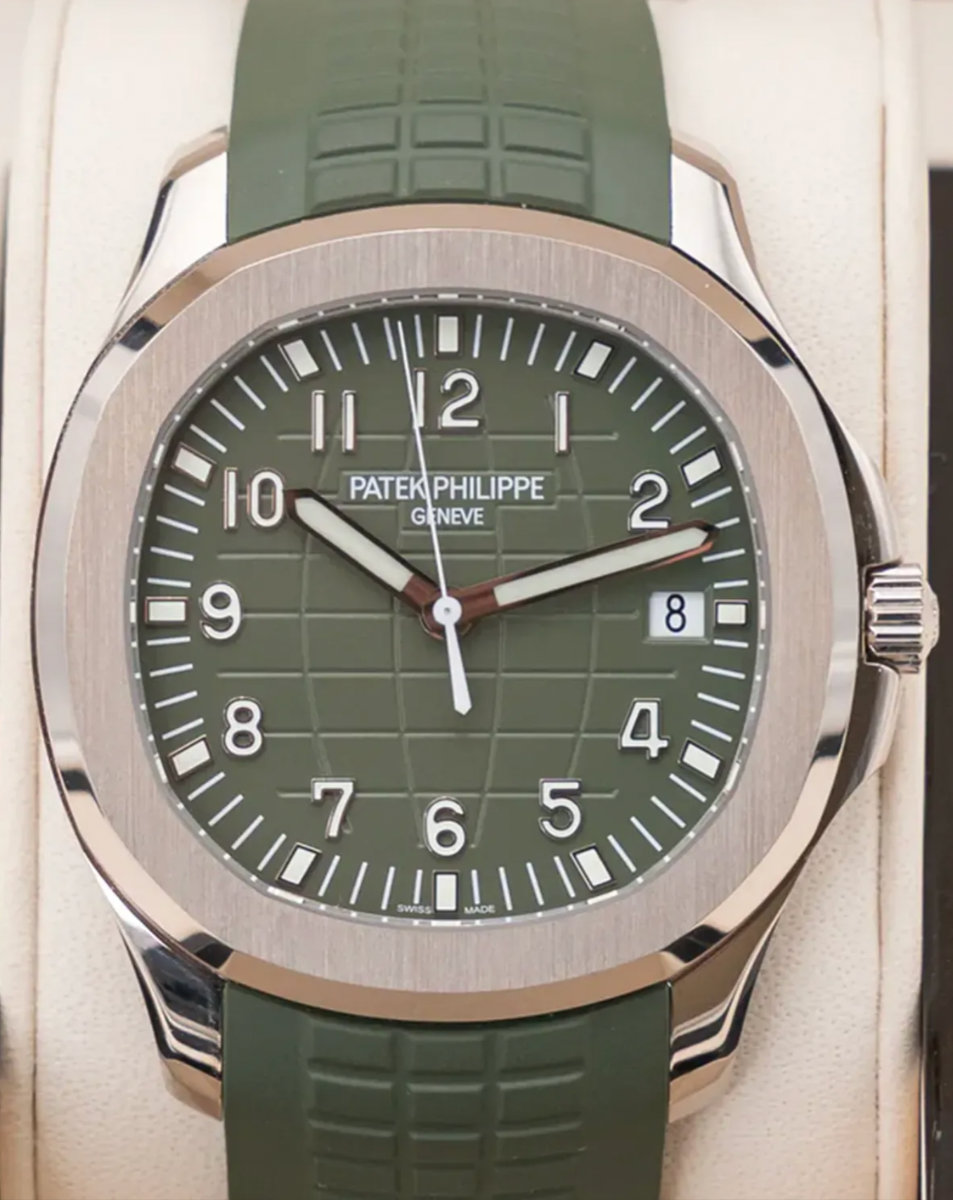 2023 Patek Philippe Aquanaut 42.2MM Green Dial Rubber Strap (5168G-010)