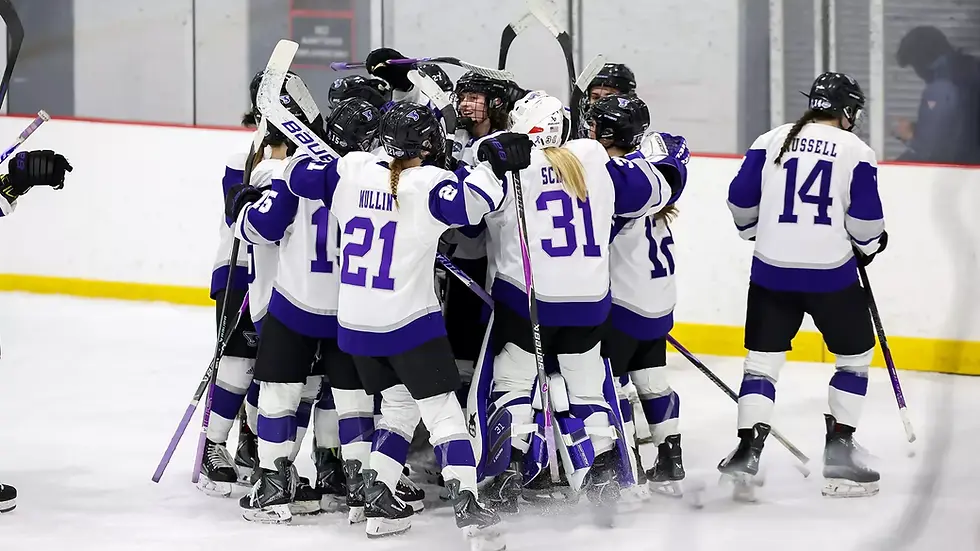 Women’s Ice Hockey advances to semifinals after a first-round sweep
