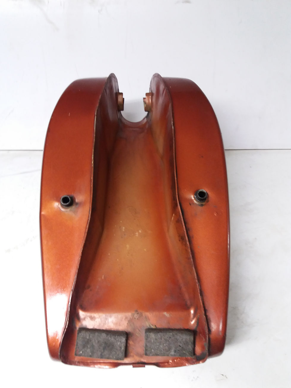 Thumbnail: Moto Guzzi Serbatoio 250TS rosso/oro SL (86-B)