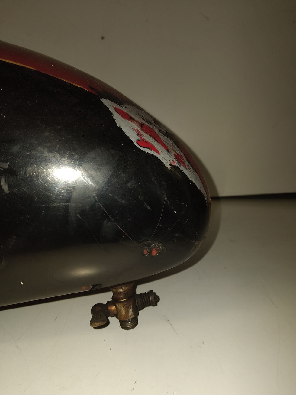 Miniatura: Moto Guzzi Serbatoio rosso  (86-A)