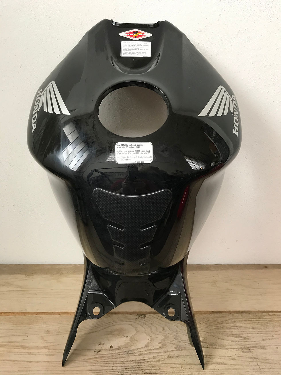 Thumbnail: Honda Serbatoio-Coperchio CBR 1000 RR 2006