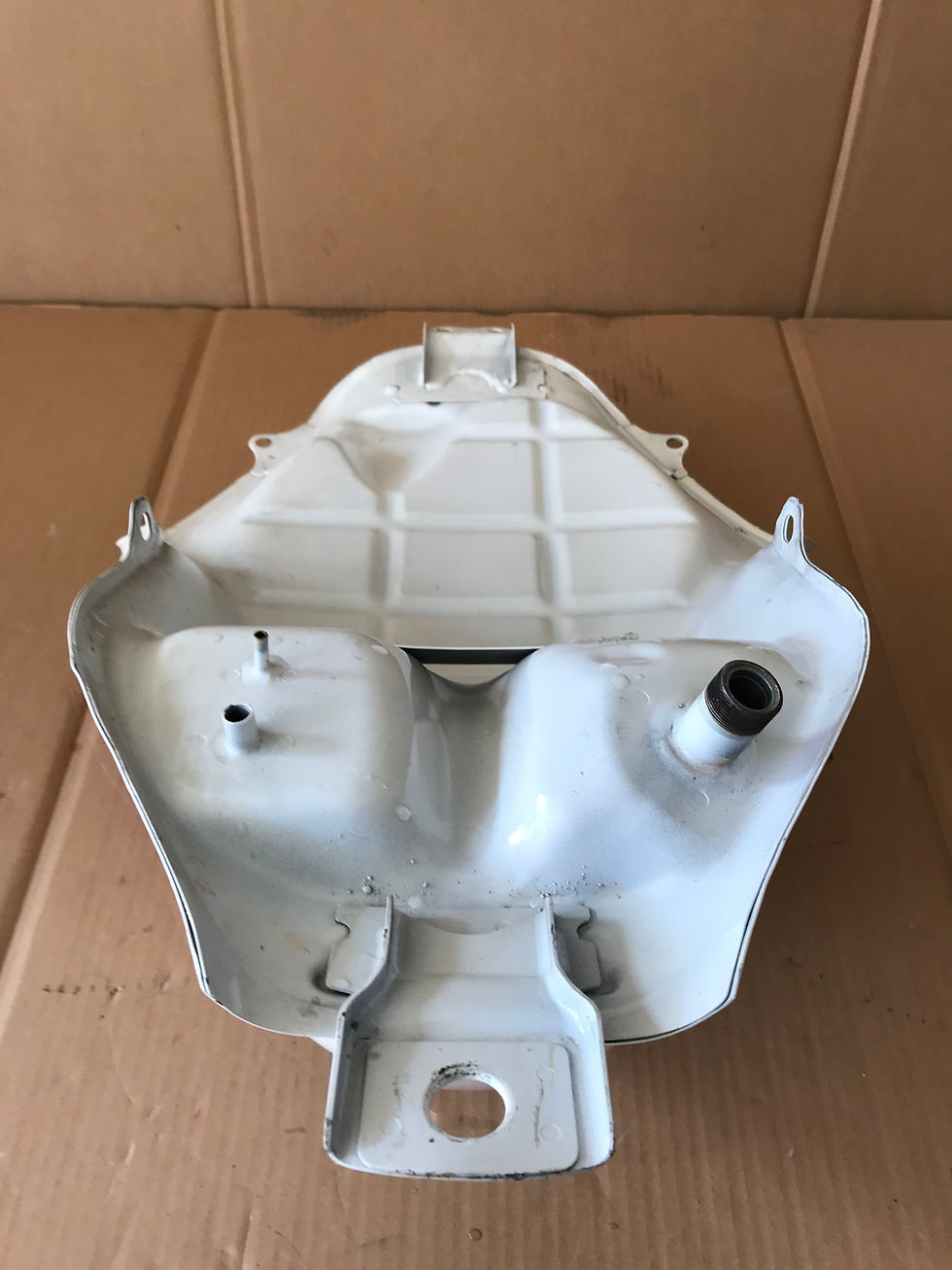 Thumbnail: Honda Serbatoio Deuville 2004 bianco S.L
