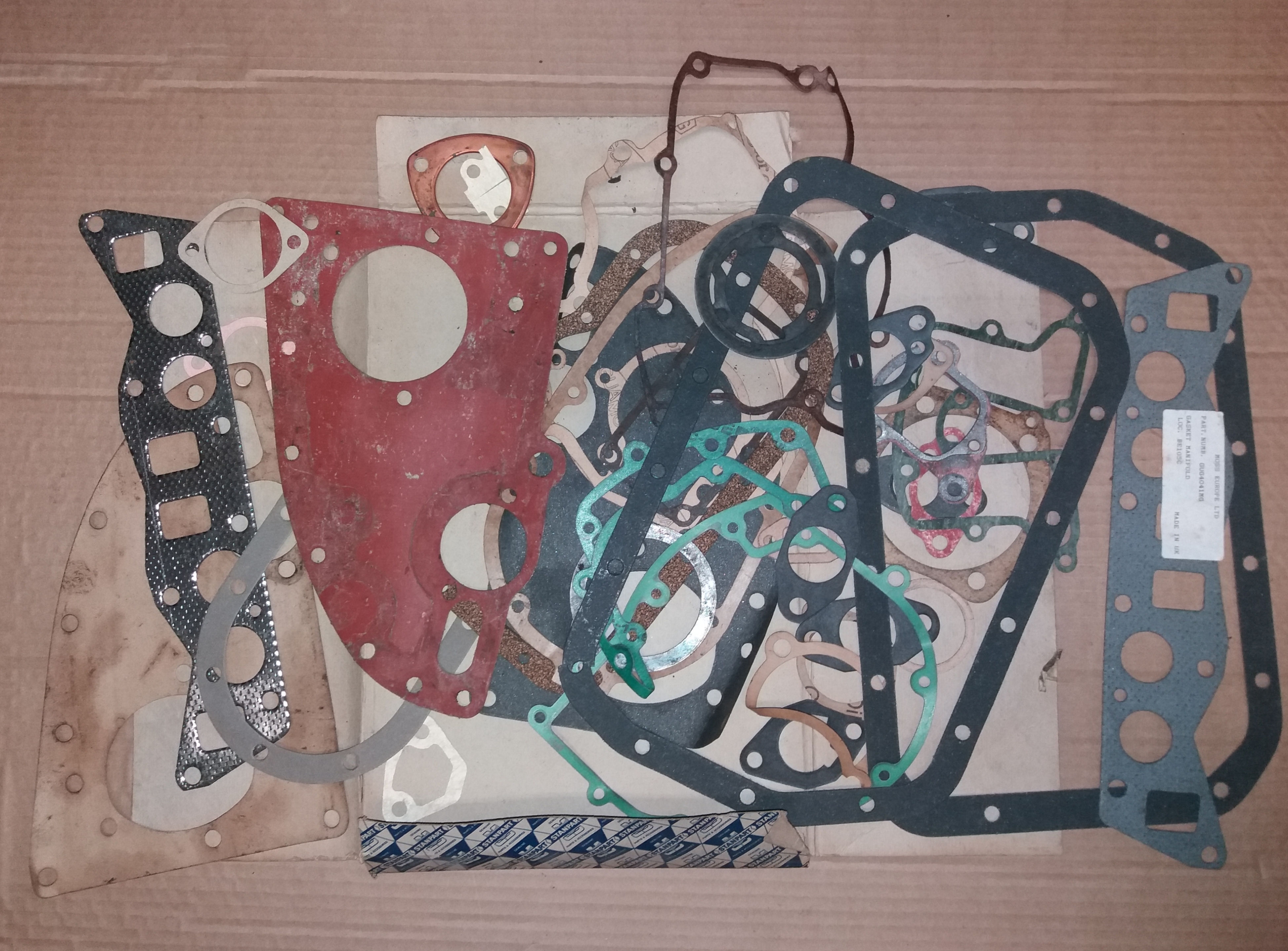 519215  KIT GUARNIZIONI THE TRIUMPH (75-6)