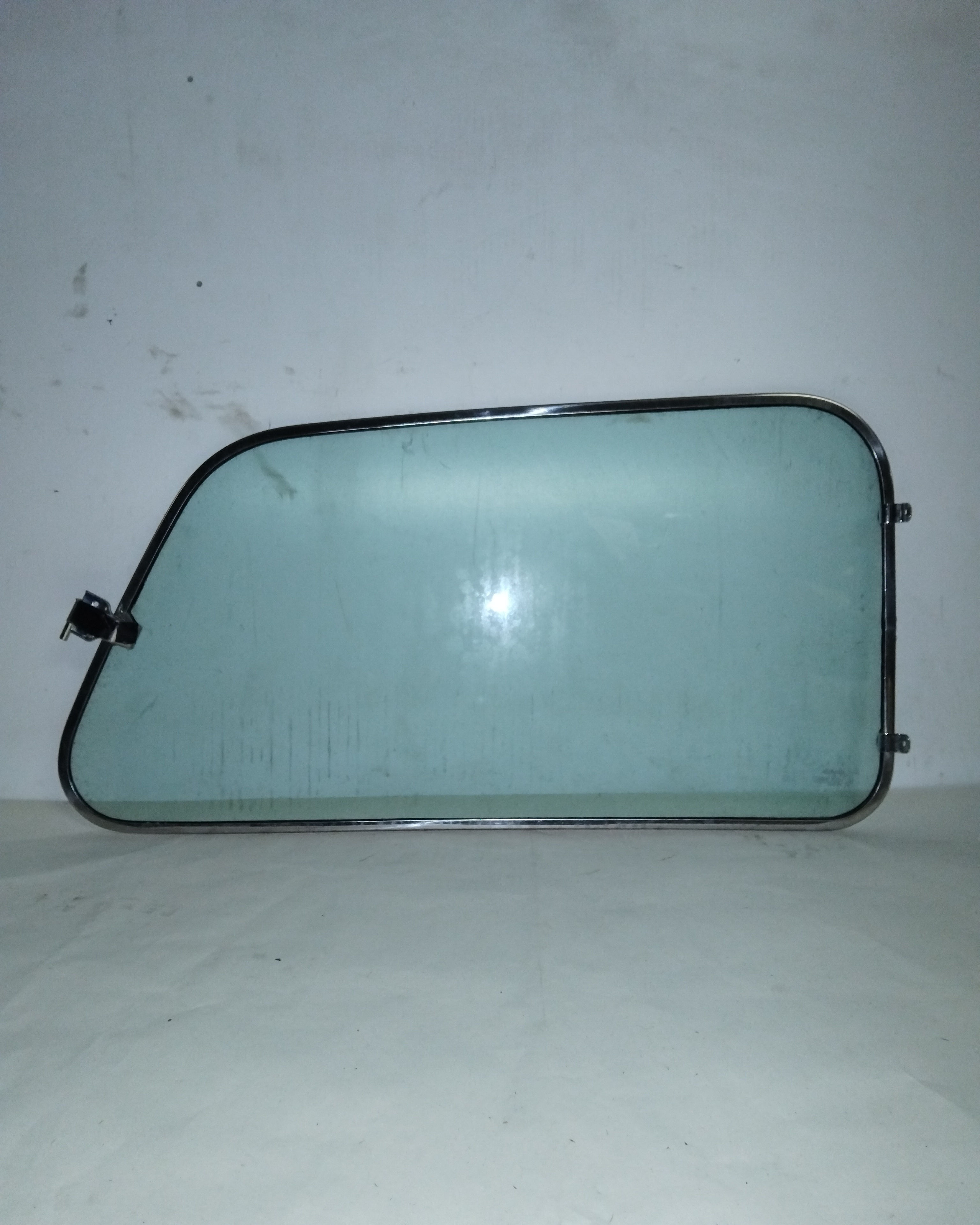CZH 4011 Vetro della posrtire post x verde sfumato austin Rover Mini  SC.(93)
