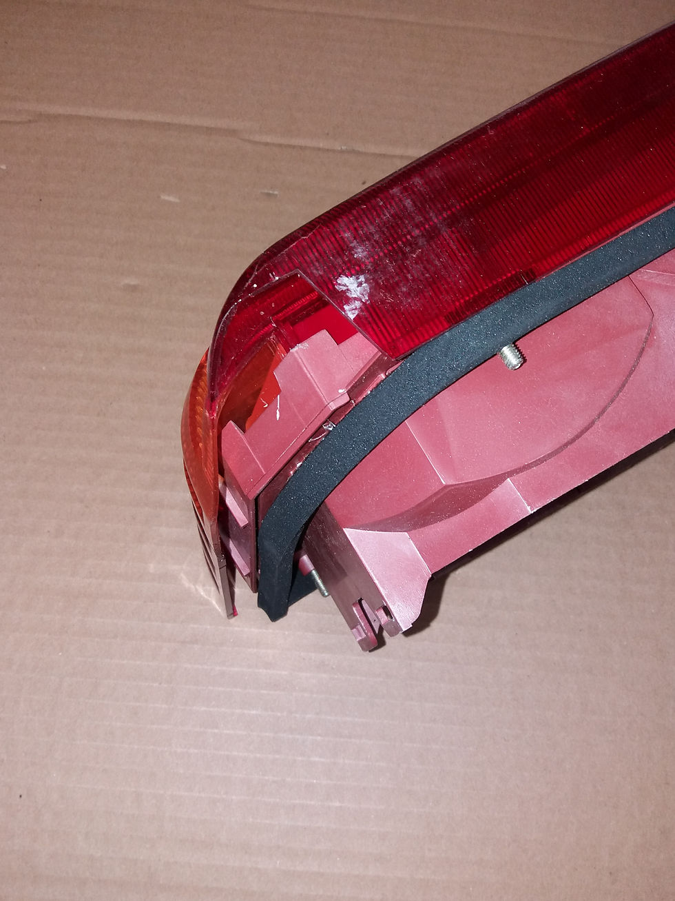 Miniatura: BAU 4914  AUSTIN LENTE FANALE POST. DX. MONTEGO (92-0)