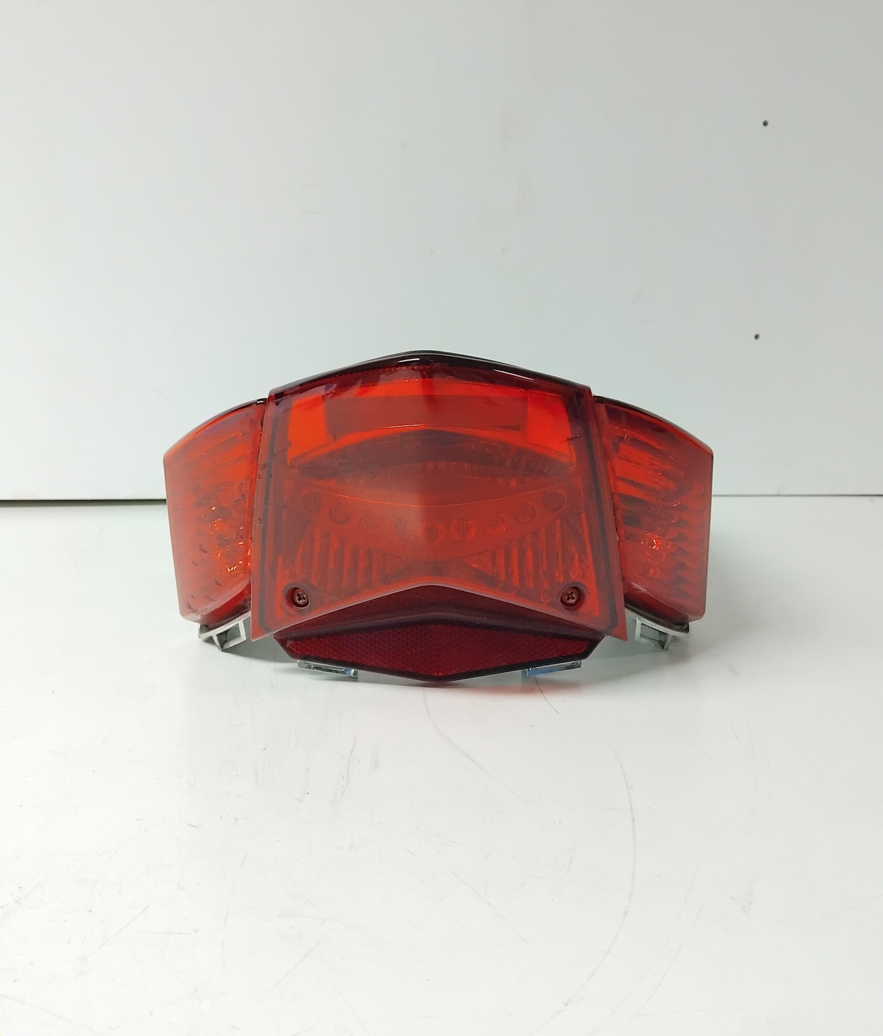 Kymco Fanale post.  People One   (91-E)