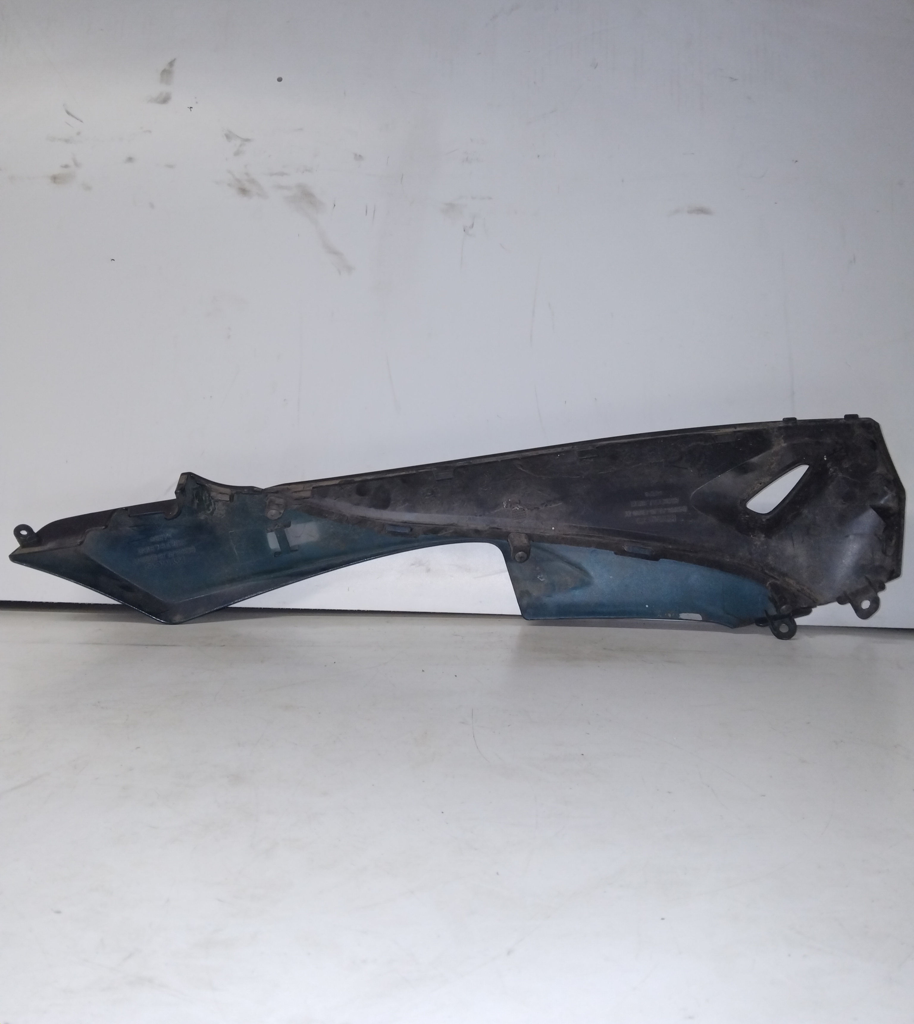 KYmco Carena Gonna SX. blu petrolio  Agility 125 R16+  (97-E)