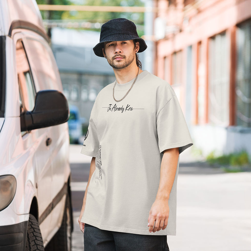 Thumbnail: Oversized faded t-shirt