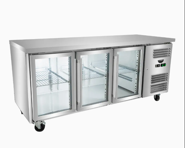 Digital temperature controller for precise cooling on a refrigerated workstation
