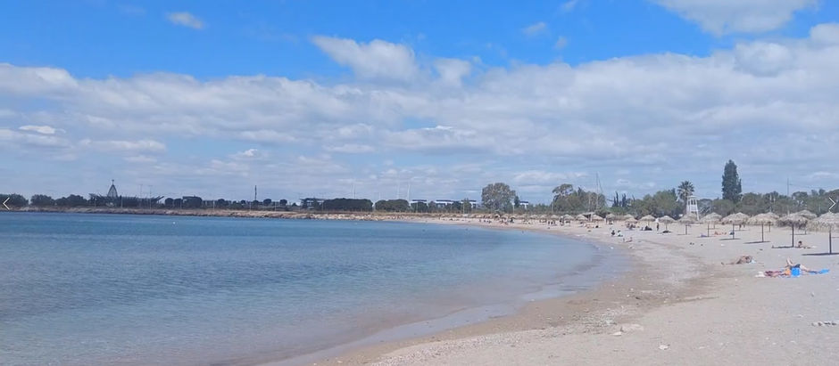 Πλάνα από την παραλία Γλυφάδα Ακτή-Α-Footages of Glyfada-Akti-A beach of Athens 