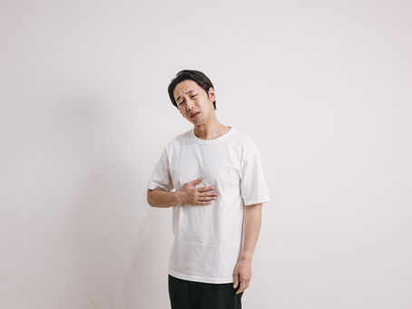 胸の痛みの代表格!胸の一部分に痛みが起こる。これ心臓の病気の可能性もあるの?
