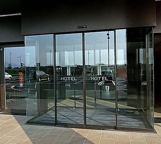 porte automatiche ingressi automatici l’aquila pescara teramo chieti basilicata potenza matera calabria reggio calabria catanzaro crotone cosenza