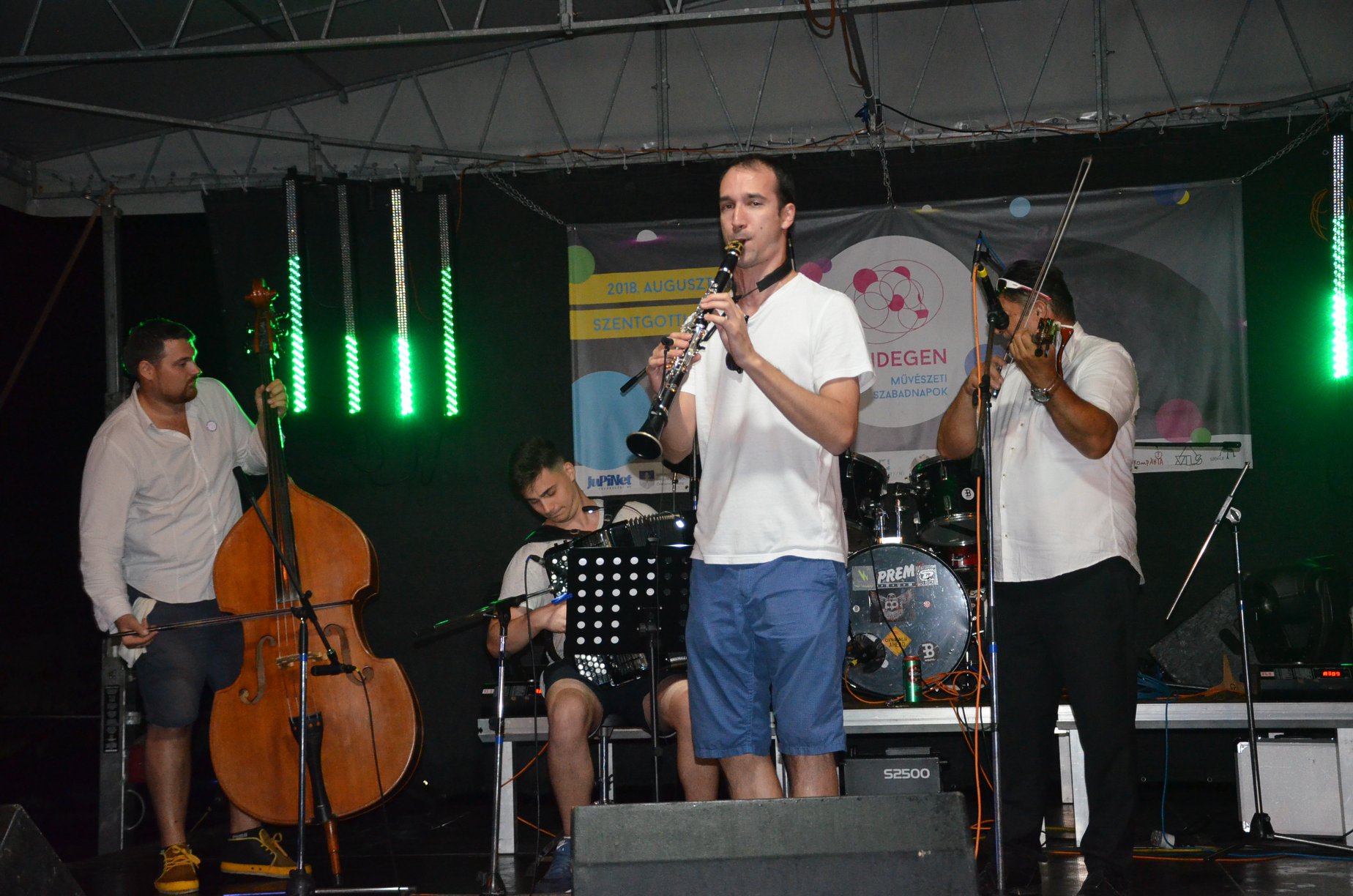 55_10156821777669208_3308244803656