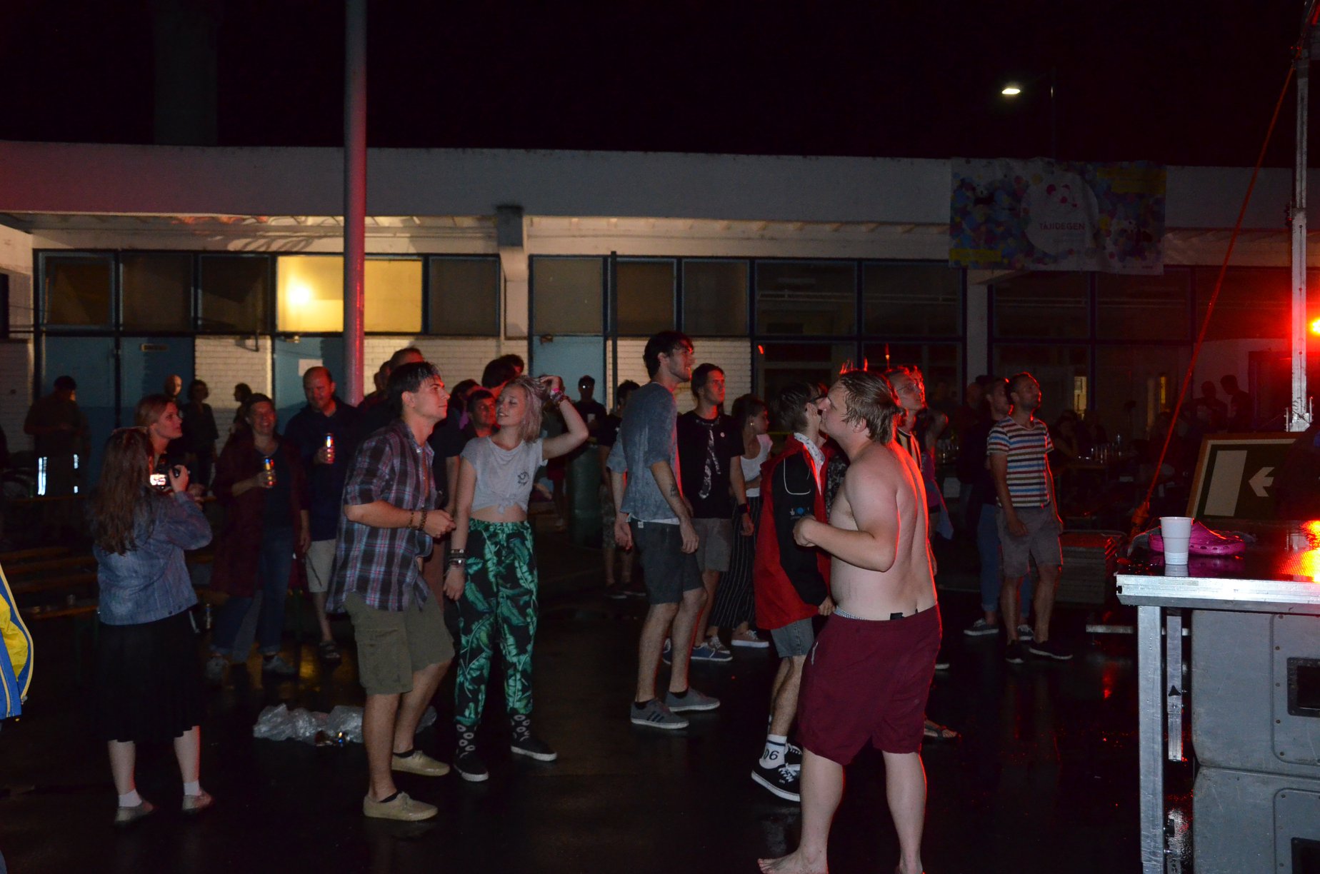 1786809208_7846150289030