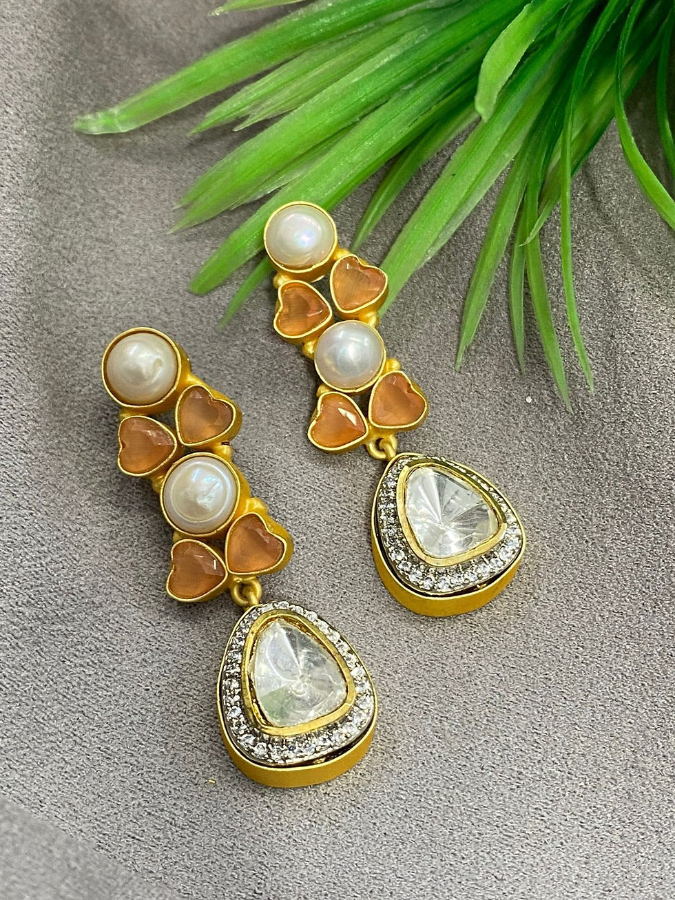 Thumbnail: Pearl and Heart Dangle Earrings with Pendants