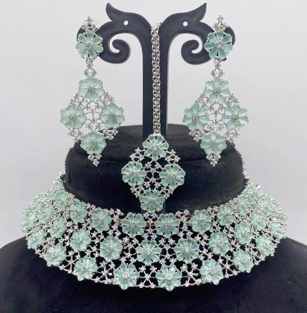 Green Flower Choker Set