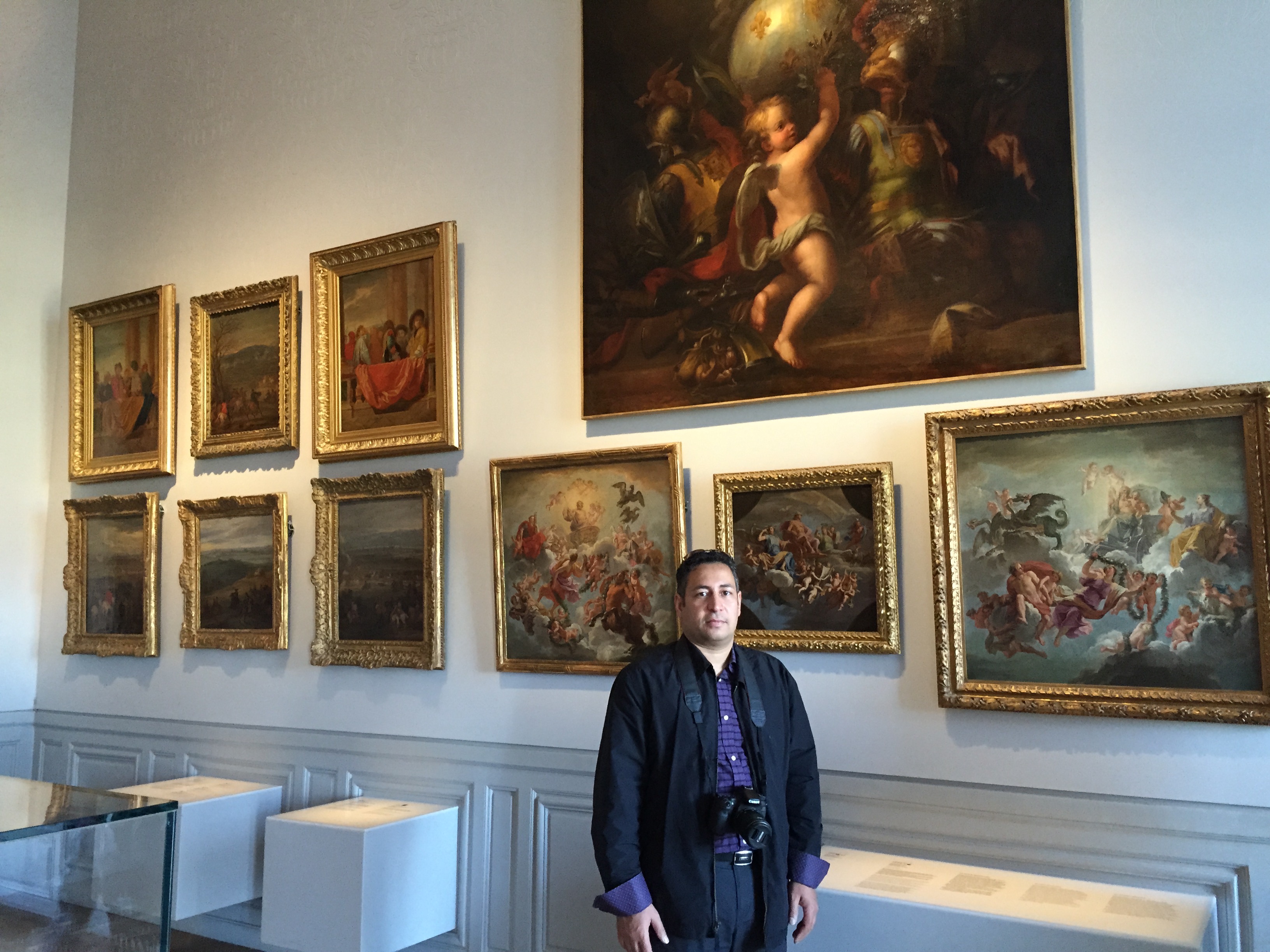 Murals & Oil Paintings