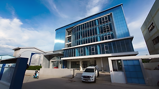 P5163584_COVER (1).png