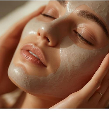 Skincare facial treatment at Honey Beauty Salon performed by trained beauticians of Kartikey & Kavita Dubey’s team.