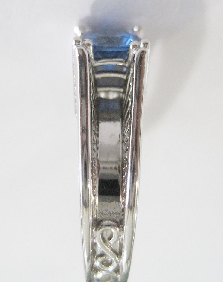 Thumbnail: Women's Sterling Silver Mackinac Bridge Ring