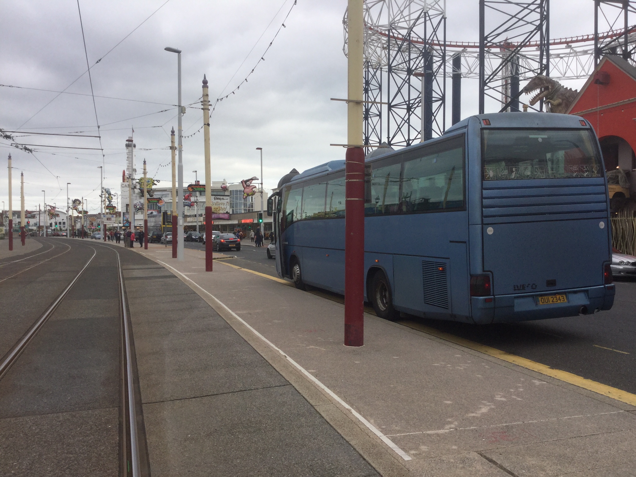 oui 2343 coach hire