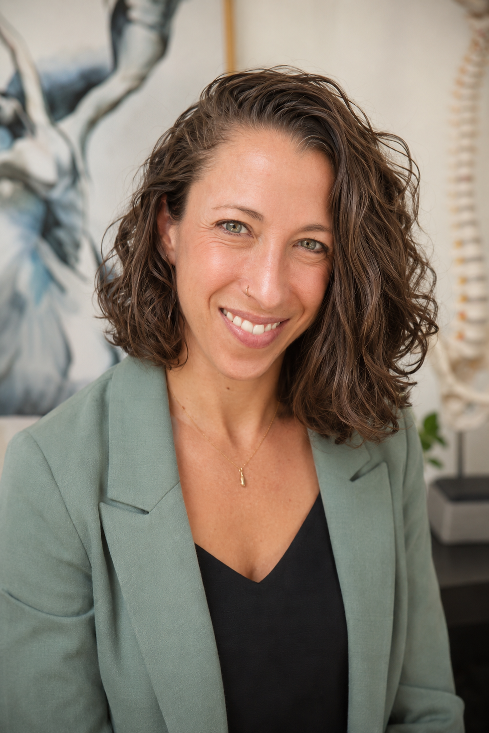 NBT Welcomes Dance Medicine Chiropractor Dr. Yori Thomas as Advisor