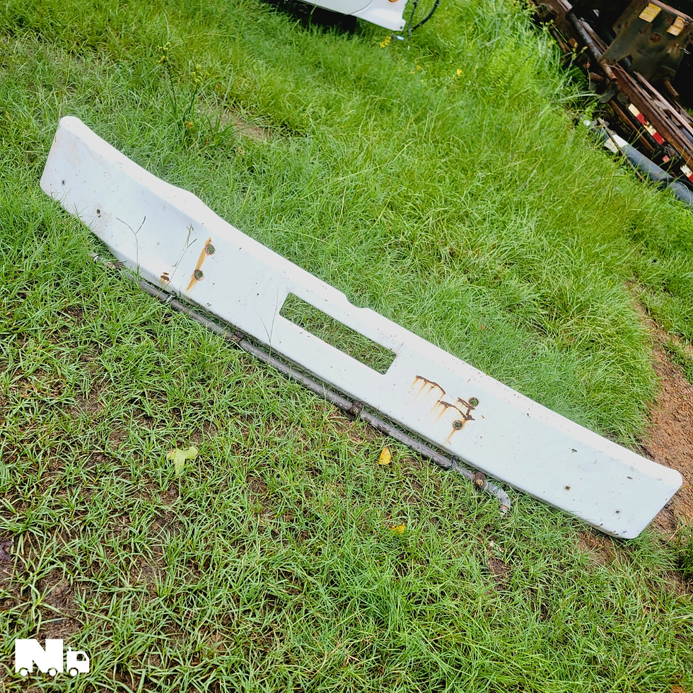 Used 2004 Sterling SC8000 | 1 Piece Steel Bumper