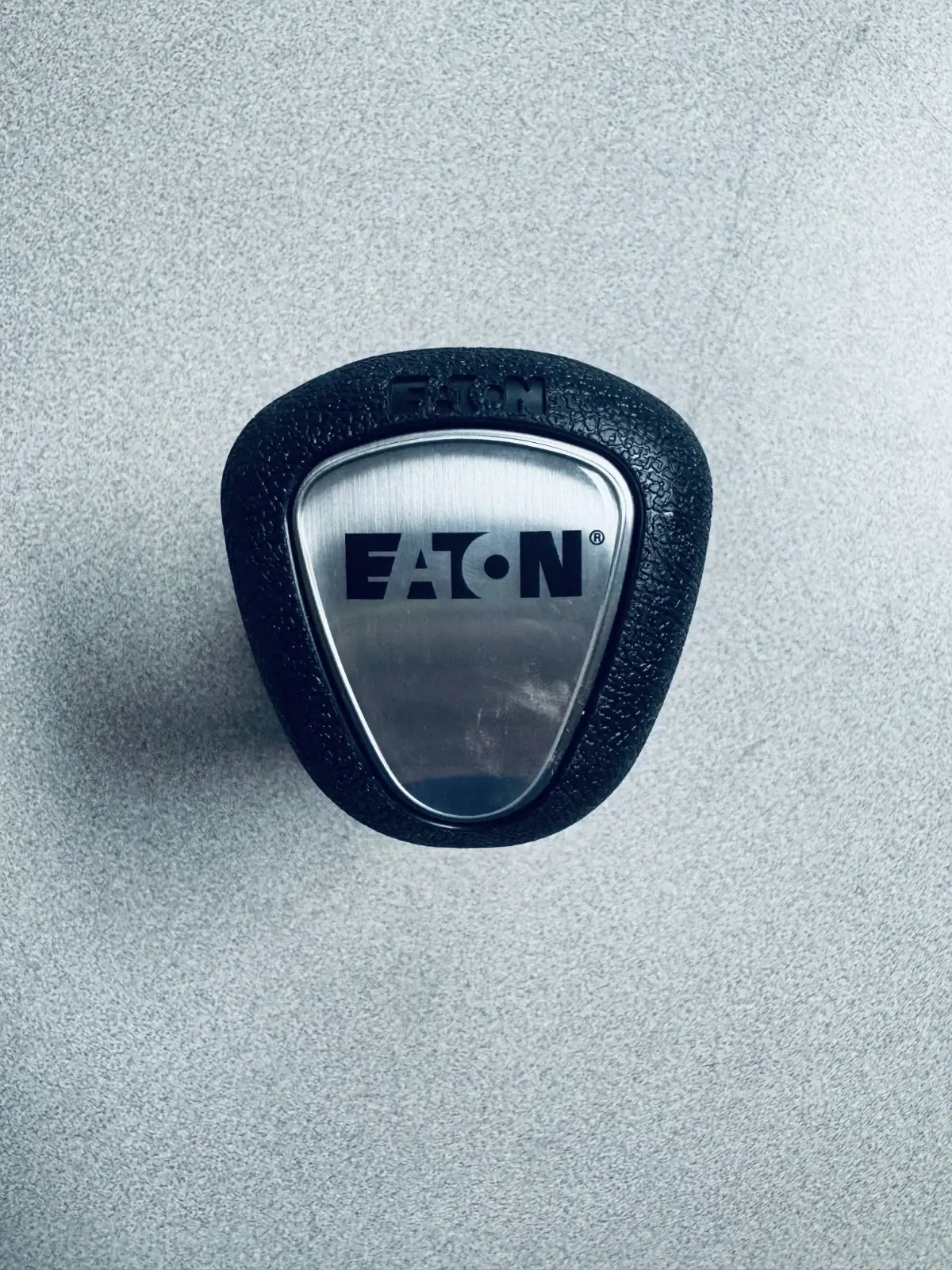 Eaton S-2652 4301180 Fuller Roadranger Valve Assembly