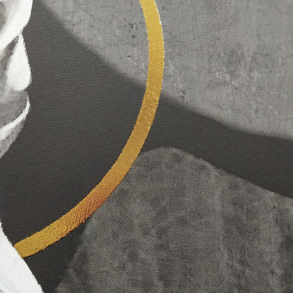 Miniatura: Golden Essence - Arte de Pared Africana Elegante - 83x123