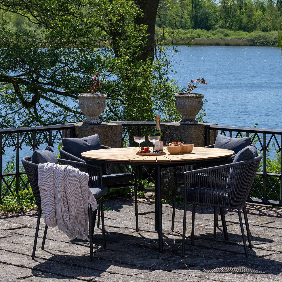 Thumbnail: Set of 4 - Salerno Chairs