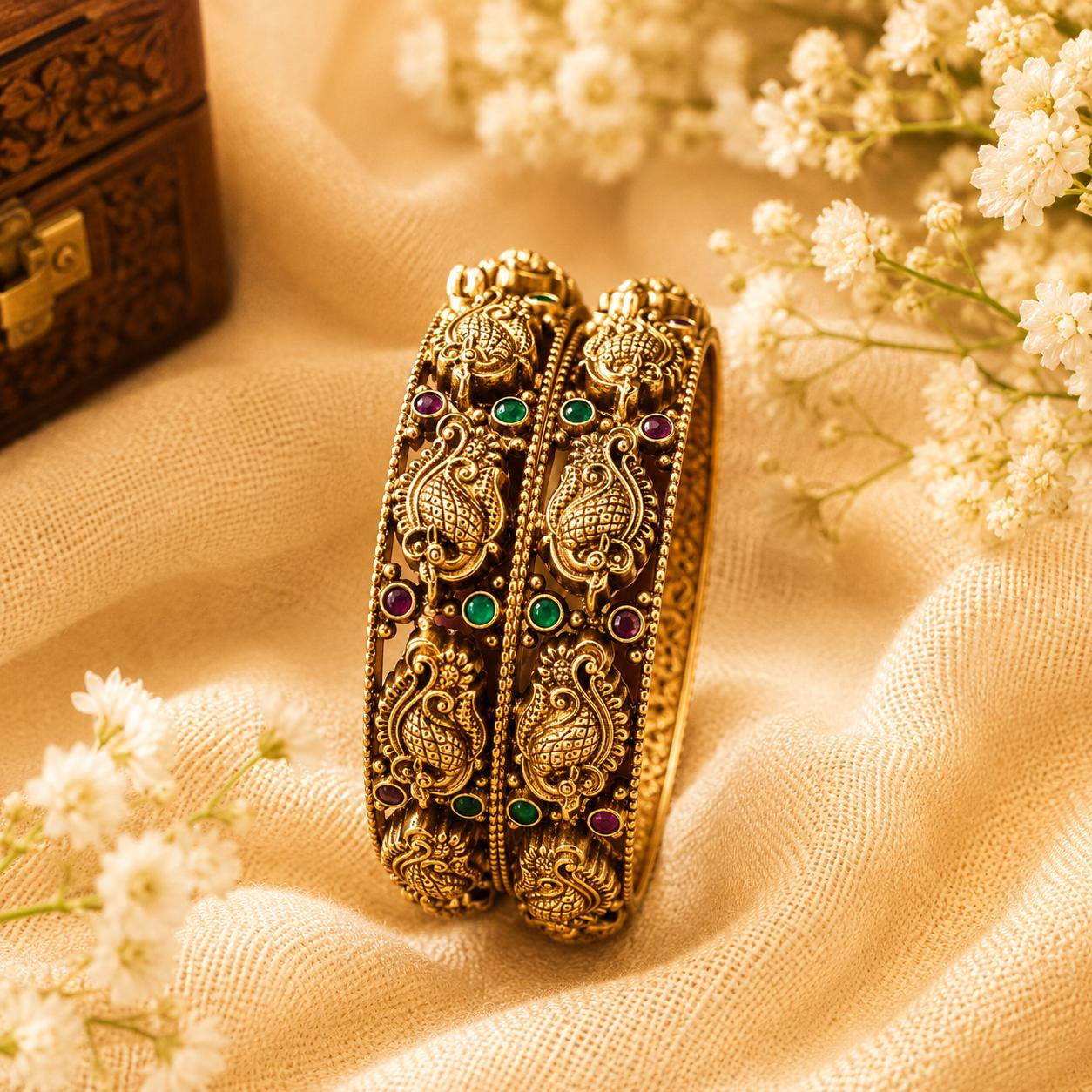 Mayurvallari Temple Bangles