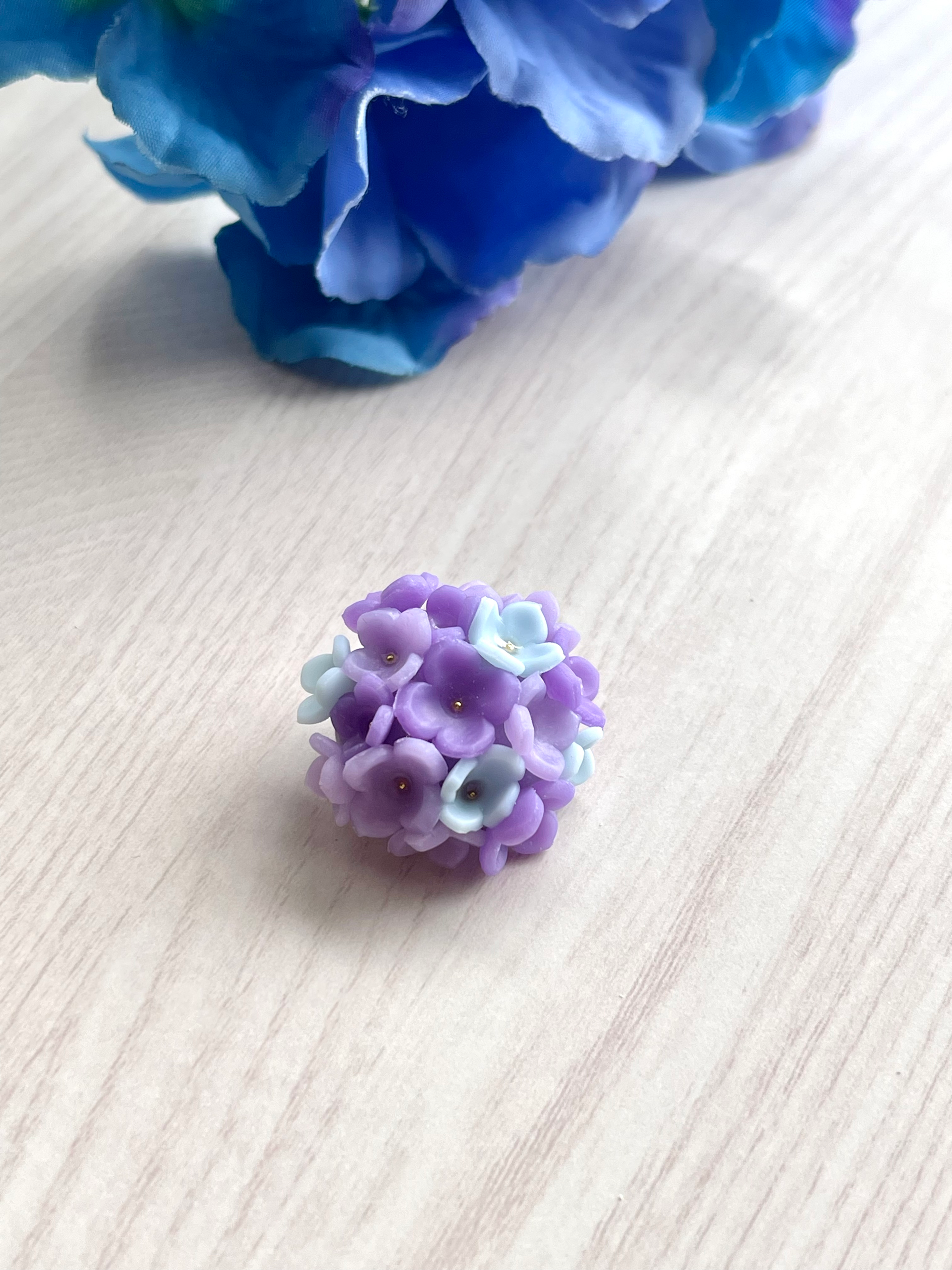 Hydrangea flower brooch