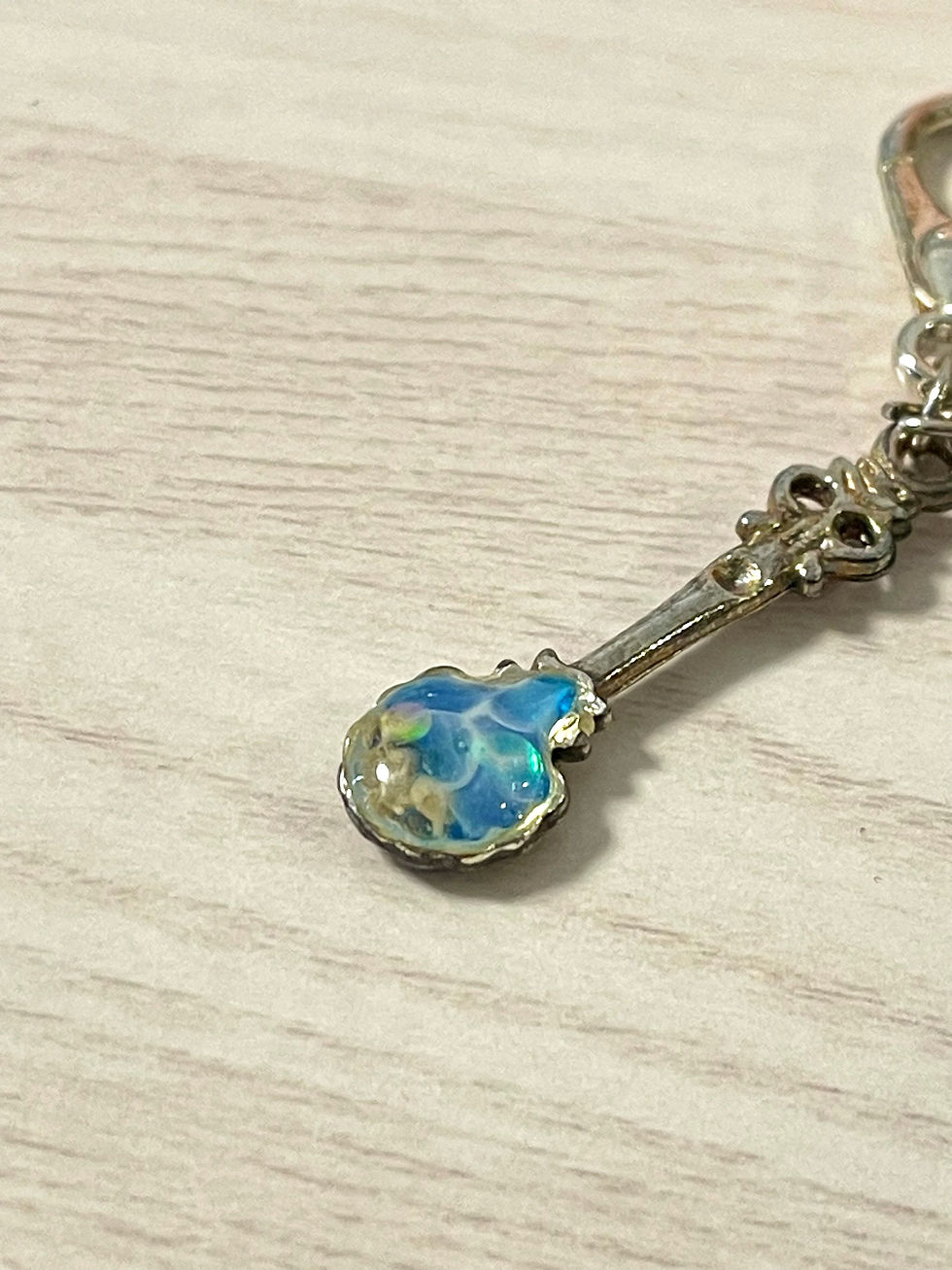 Thumbnail: A scoop of ocean (charm)