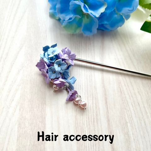 If you're not into jewelry, we have a whole range of hair accessories that will fit from a casual to formal setting.