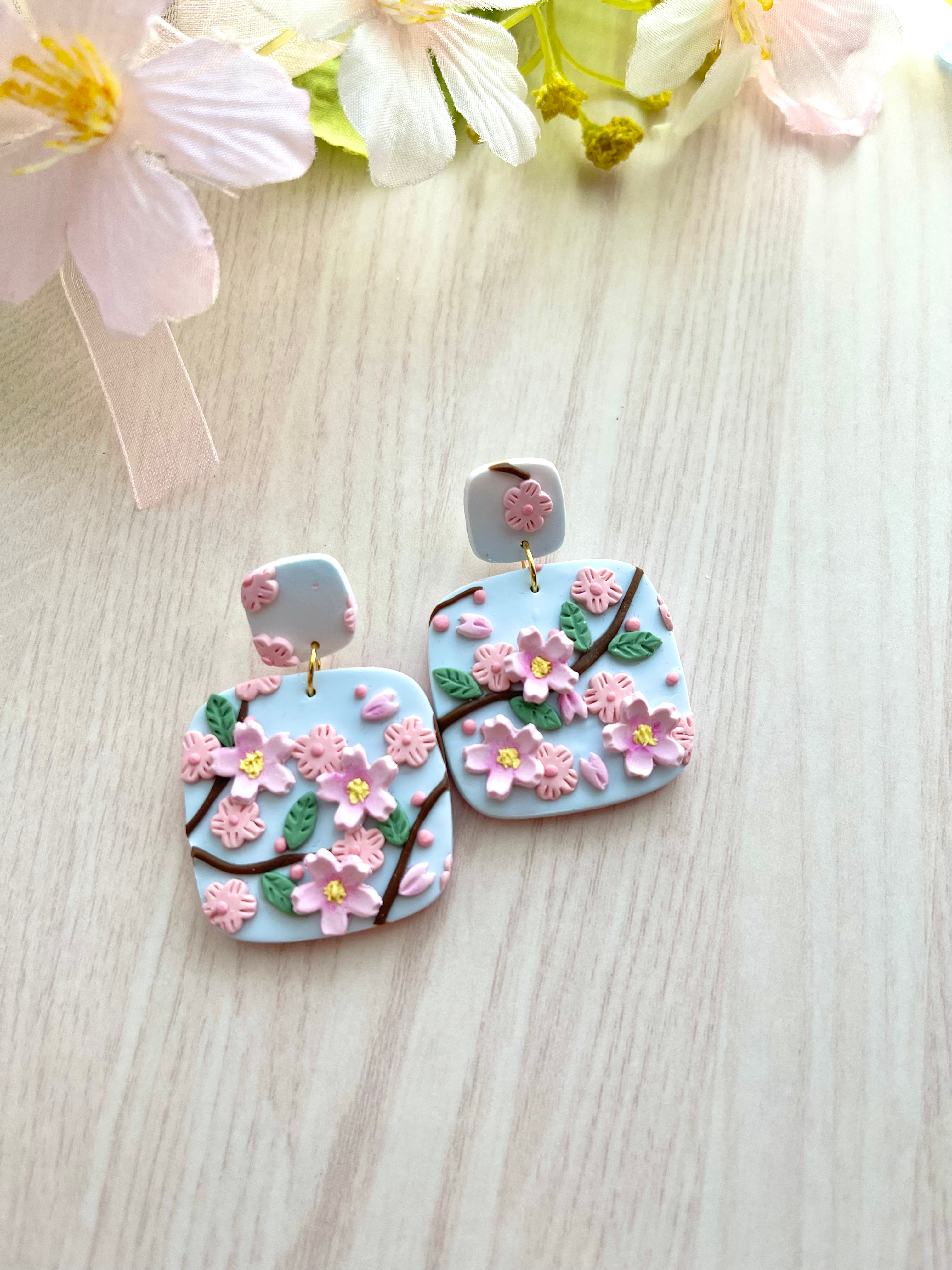 Sakura earrings (Blue A)
