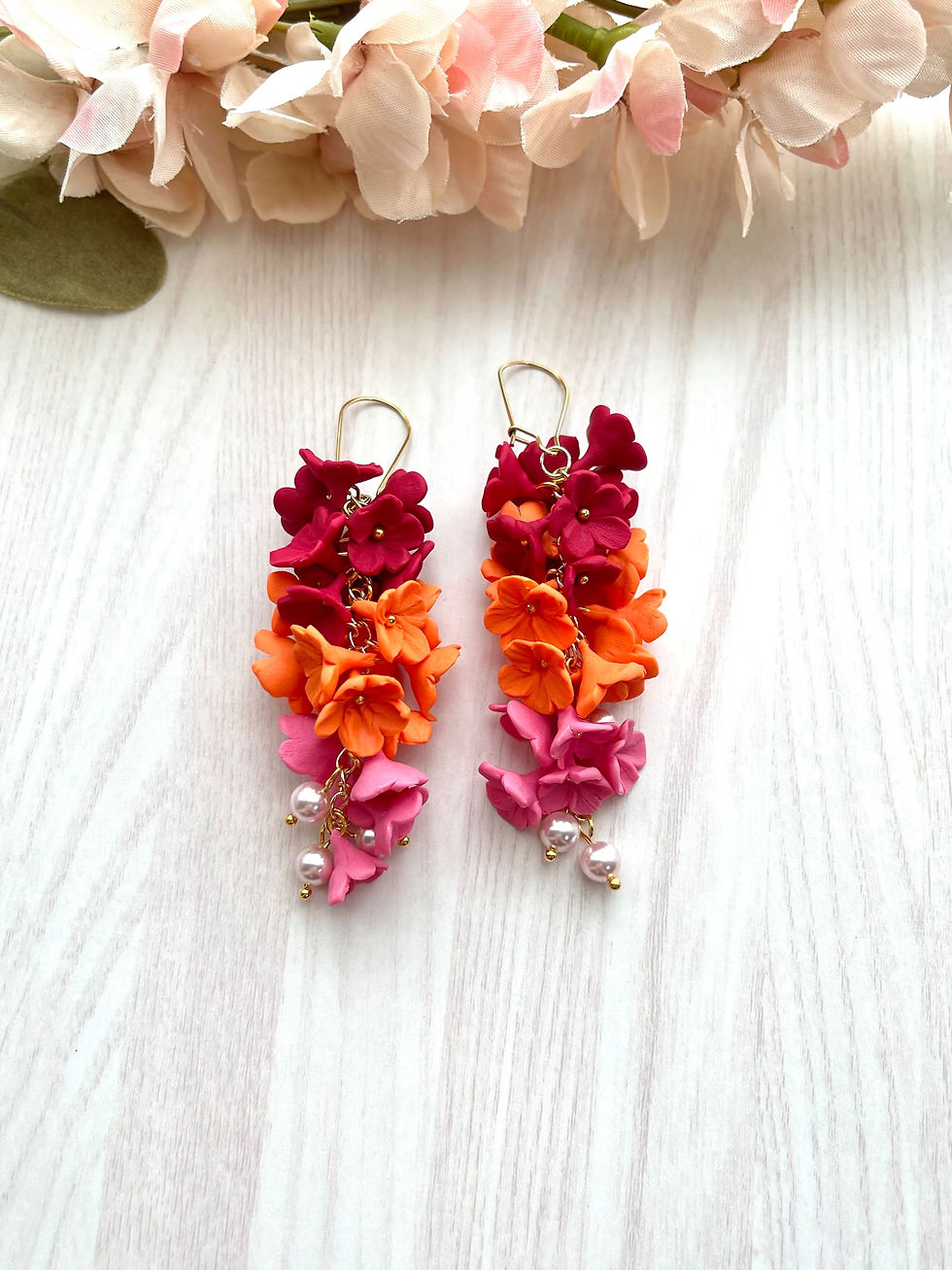 Thumbnail: Cascading flowers earrings (red/ orange)
