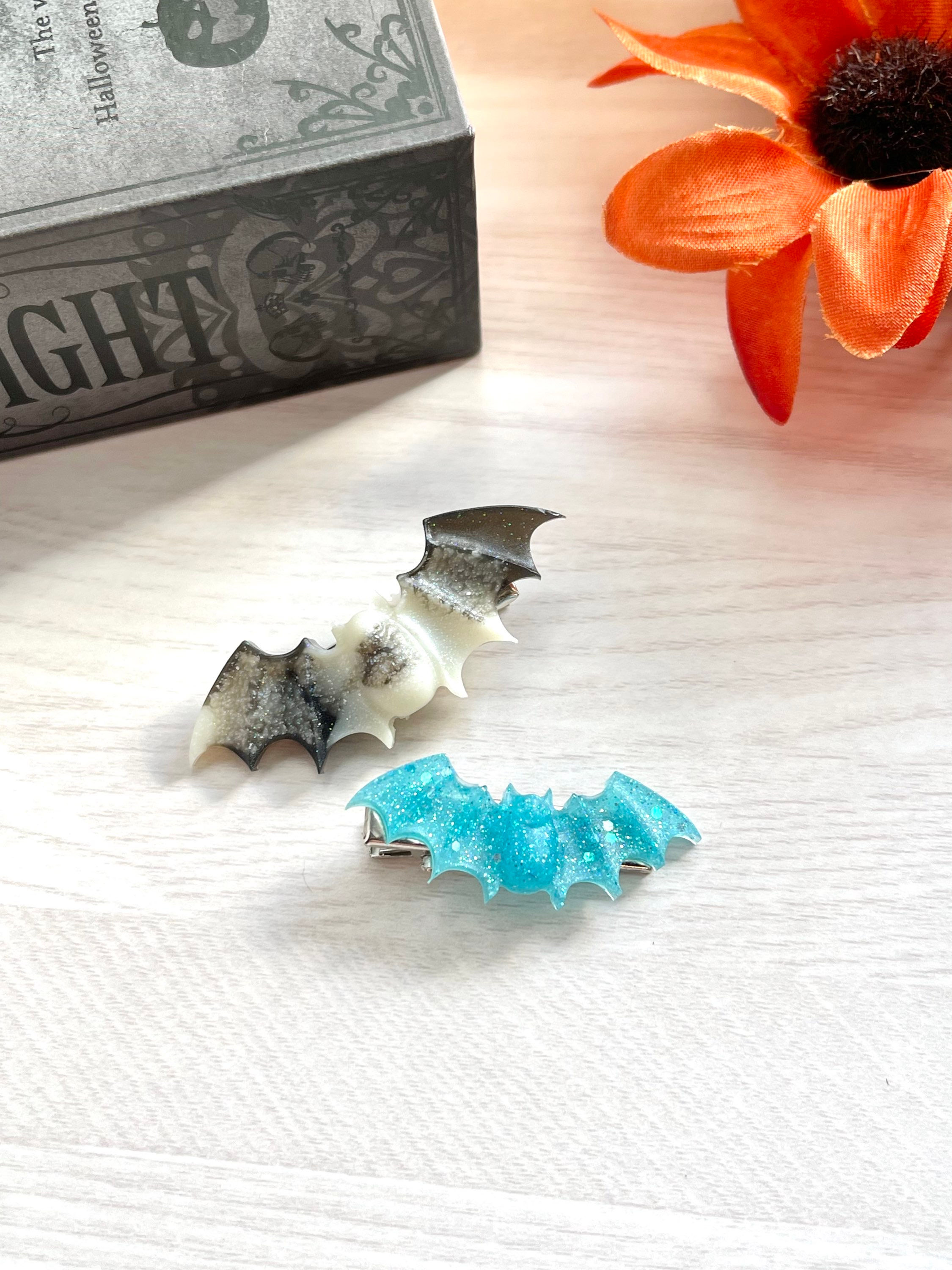 Bat hair clip set