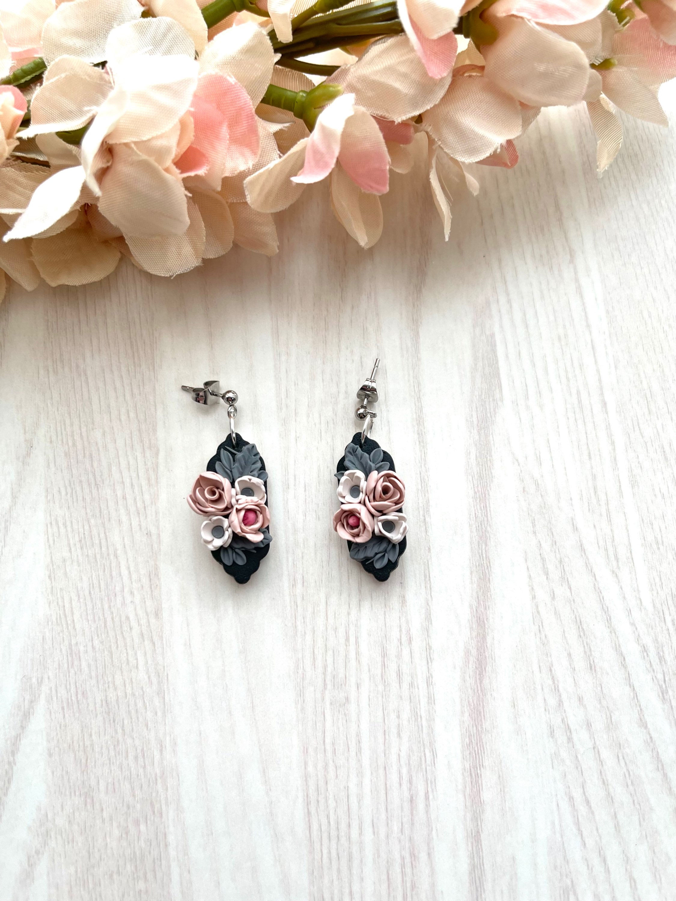 Antheia - flower earrings (mini)