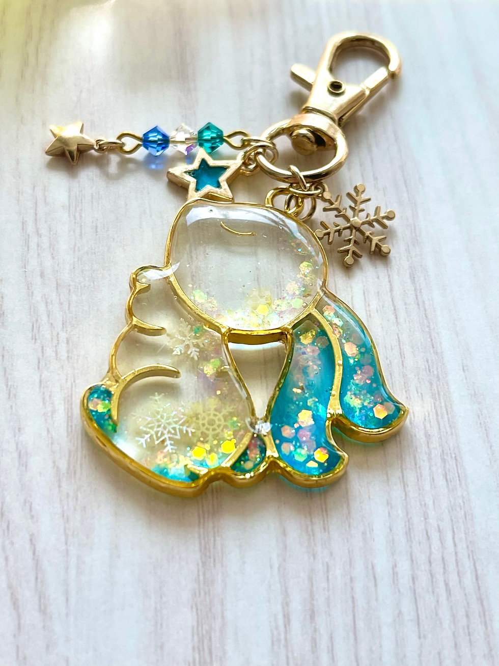 Thumbnail: Snow bunny charm 