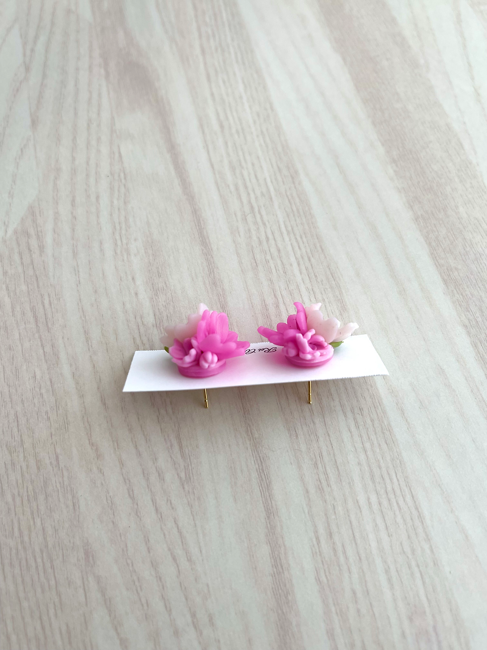 Thumbnail: Sakura studs