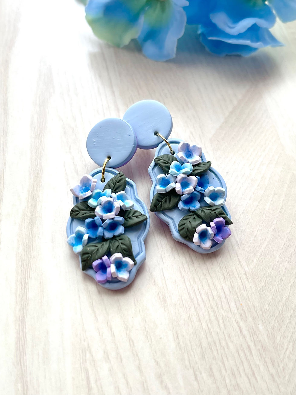 Thumbnail: Blue hydrangea earrings 