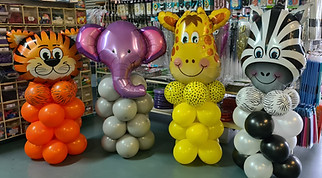 animal tower, jungle animal balloons, tiger balloons, elephant balloons, giraffe balloons, zebra balloons